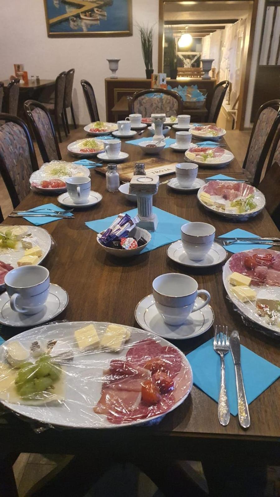 Gierstädt 祖尔菲斯特维斯旅馆酒店 外观 照片