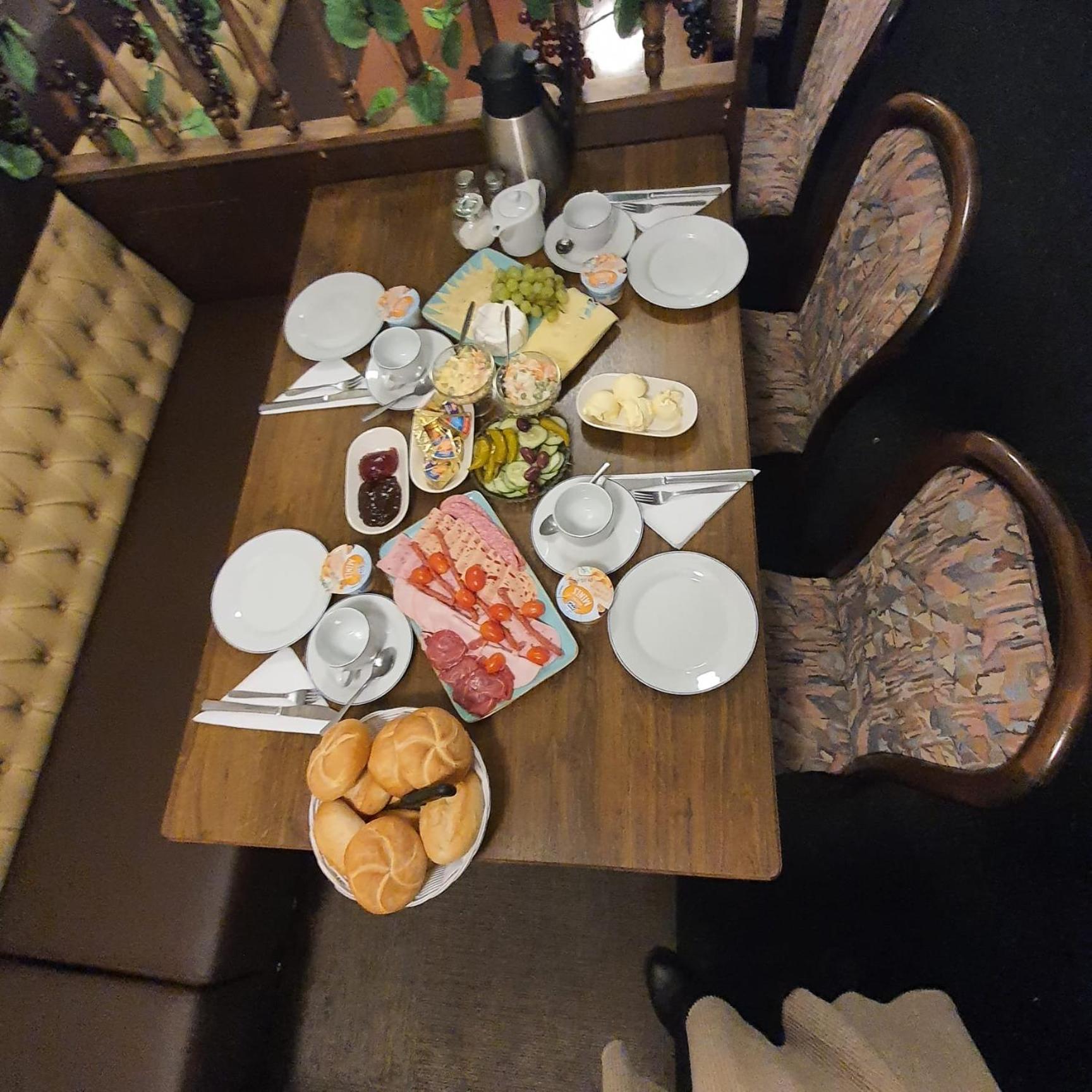 Gierstädt 祖尔菲斯特维斯旅馆酒店 外观 照片