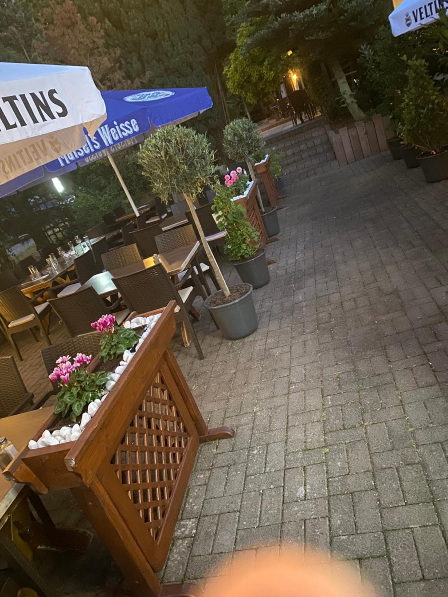 Gierstädt 祖尔菲斯特维斯旅馆酒店 外观 照片