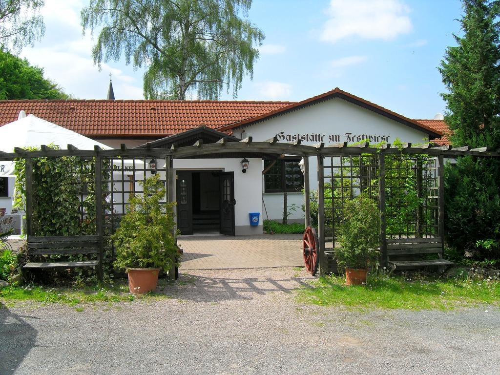 Gierstädt 祖尔菲斯特维斯旅馆酒店 外观 照片