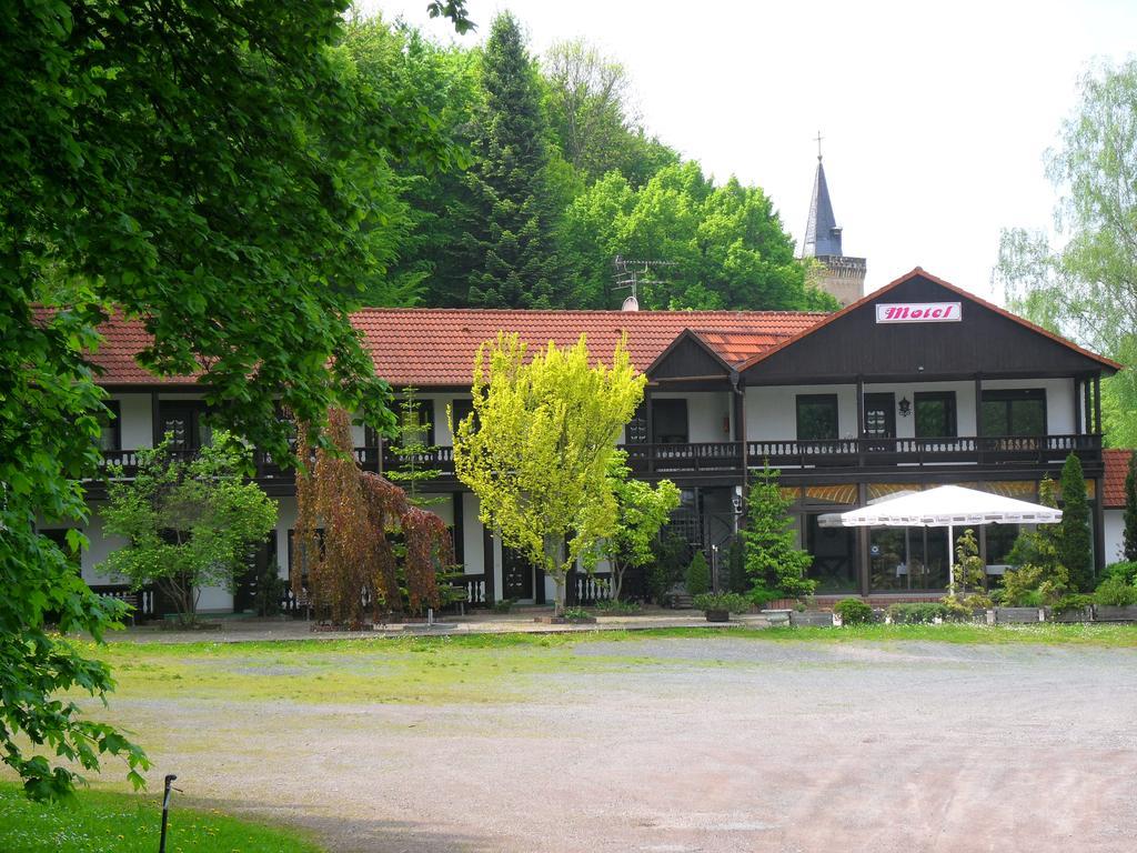 Gierstädt 祖尔菲斯特维斯旅馆酒店 外观 照片